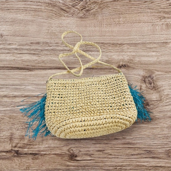 Sun N Sand Paper Straw
Women's Crossbody Bag Red
Turquoise - Picture 5 of 9